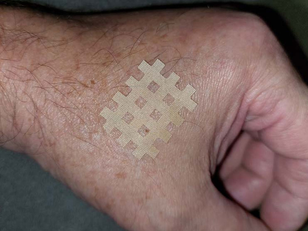 Image hover effect image